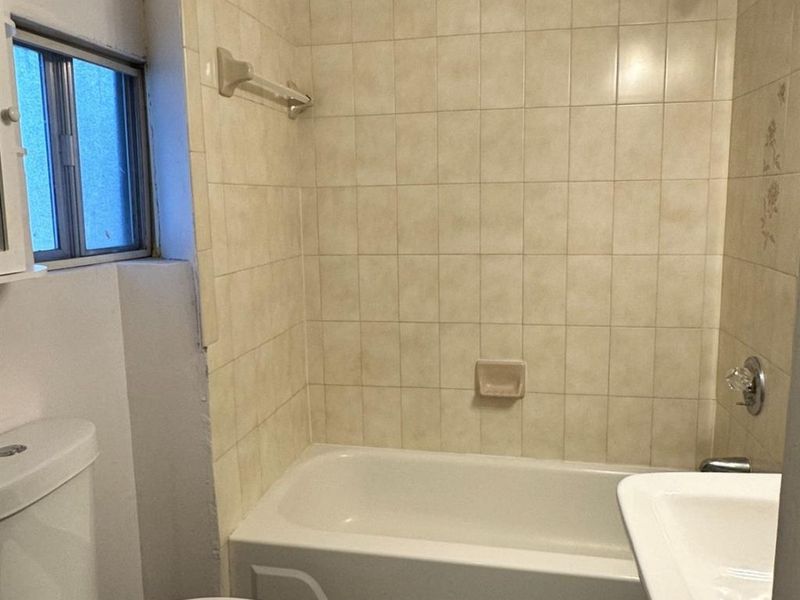 6700 Madison Road, Cincinnati, OH 45227 Photo 6