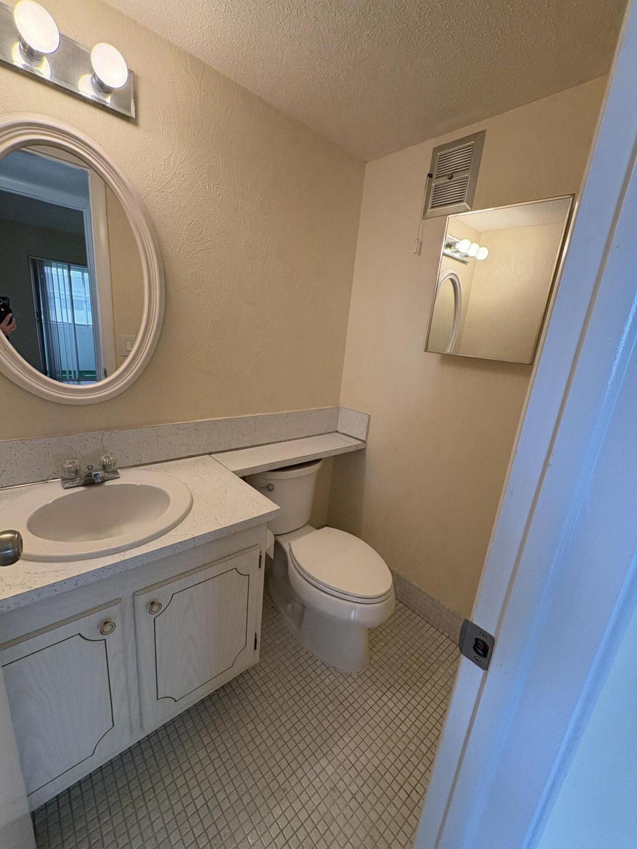 241 Sheffield J, West Palm Beach, FL 33417 Photo