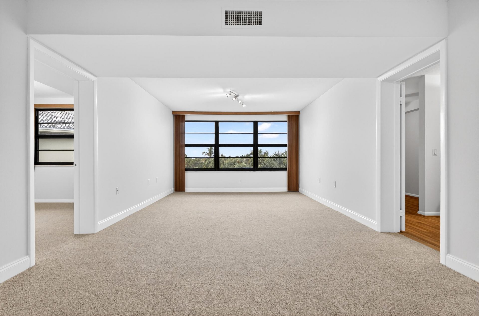 3507 Village Boulevard, Unit 401, West Palm Beach, FL 33409 Photo