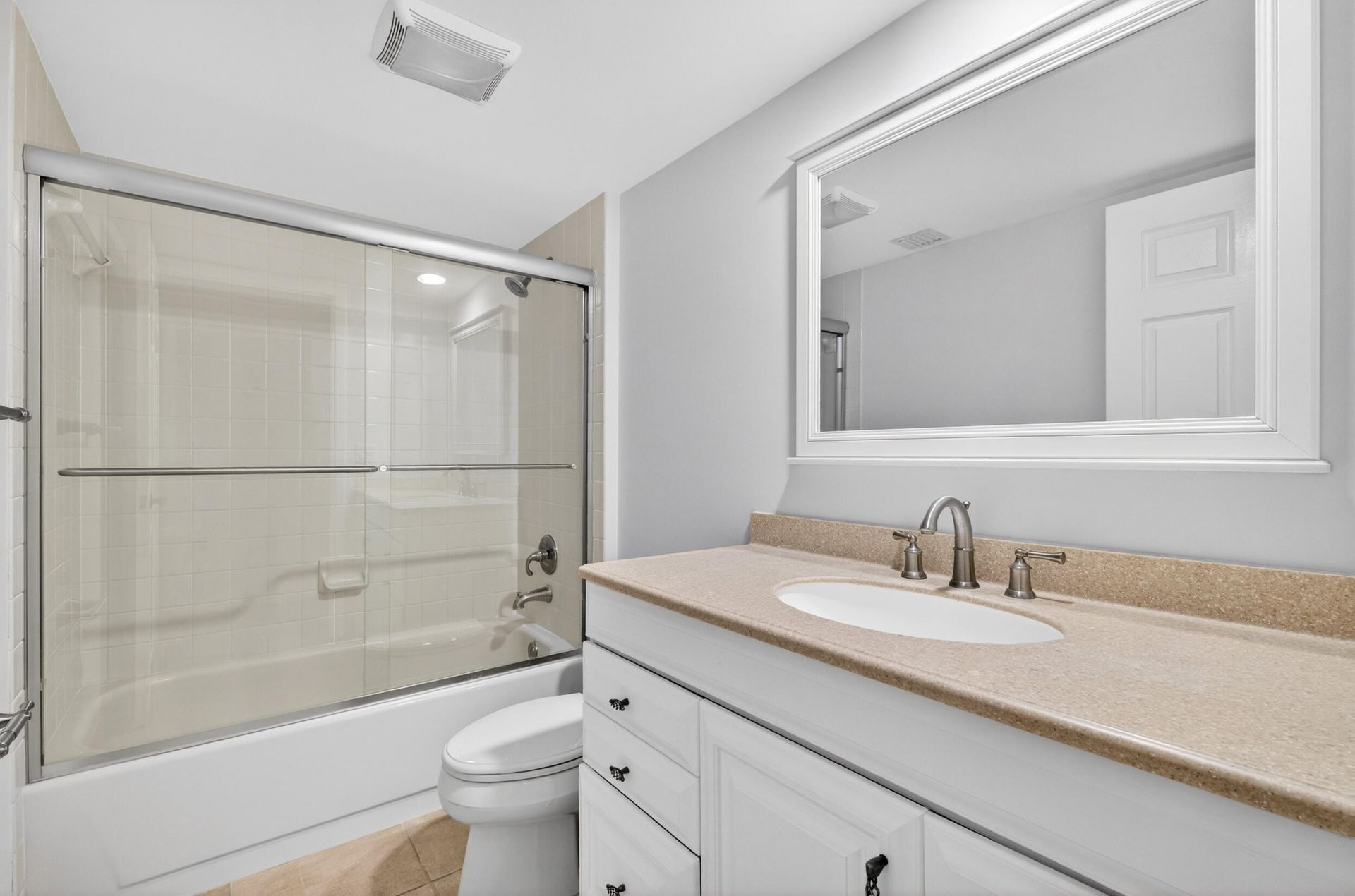 3507 Village Boulevard, Unit 401, West Palm Beach, FL 33409 Photo