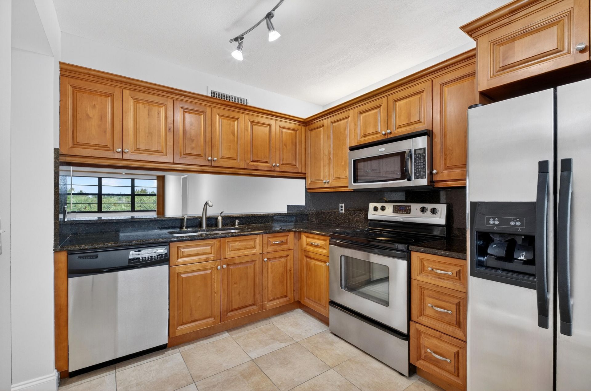 3507 Village Boulevard, Unit 401, West Palm Beach, FL 33409 Photo