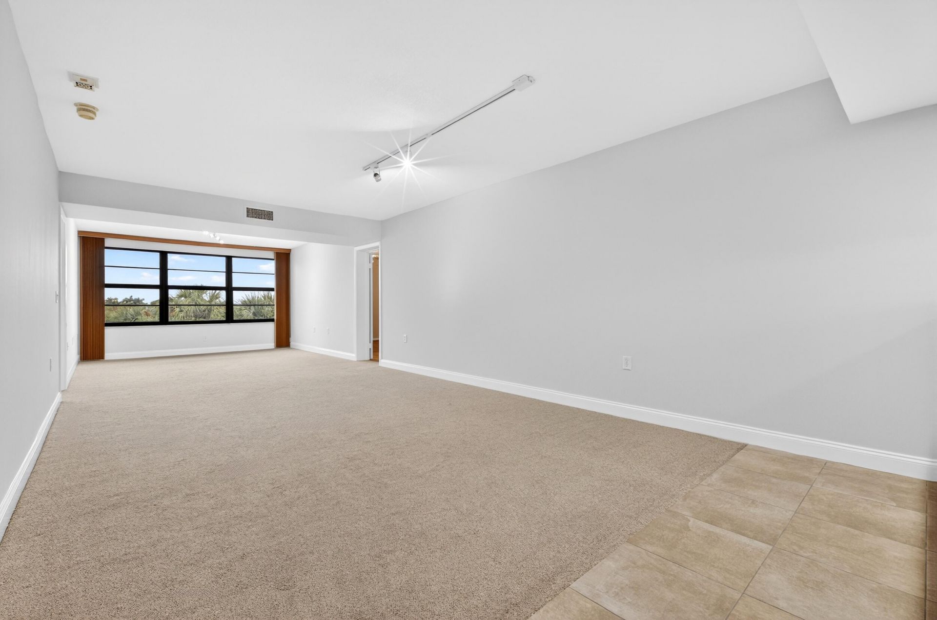 3507 Village Boulevard, Unit 401, West Palm Beach, FL 33409 Photo