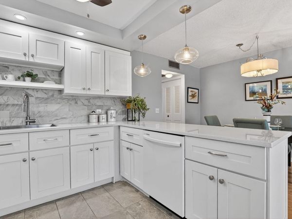 2074 Cambridge D, Deerfield Beach, FL 33442