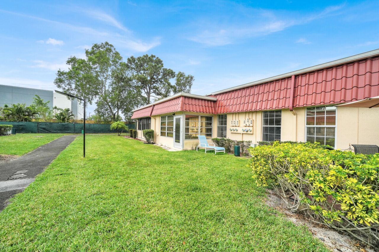 815 Salem Lane, Lake Worth, FL 33467 Photo