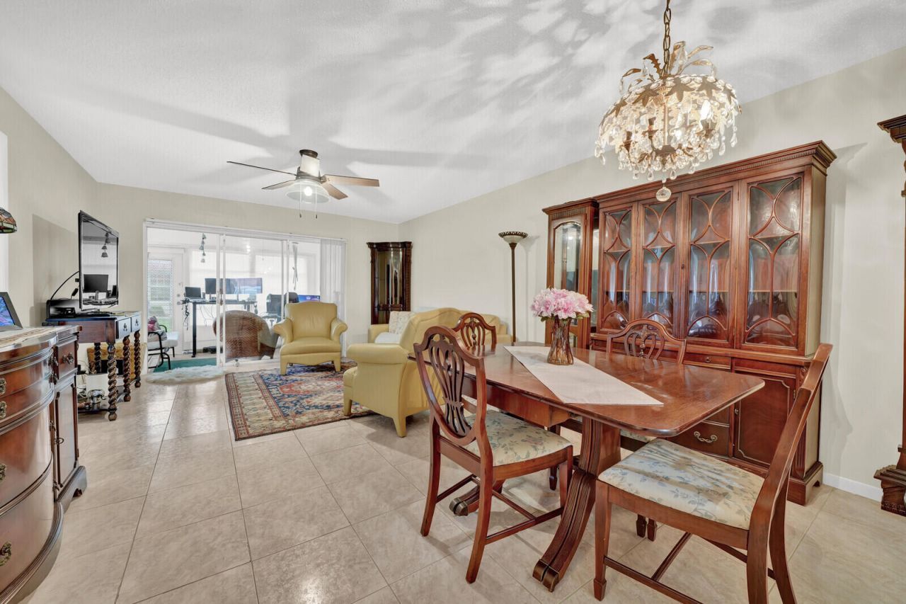 815 Salem Lane, Lake Worth, FL 33467 Photo