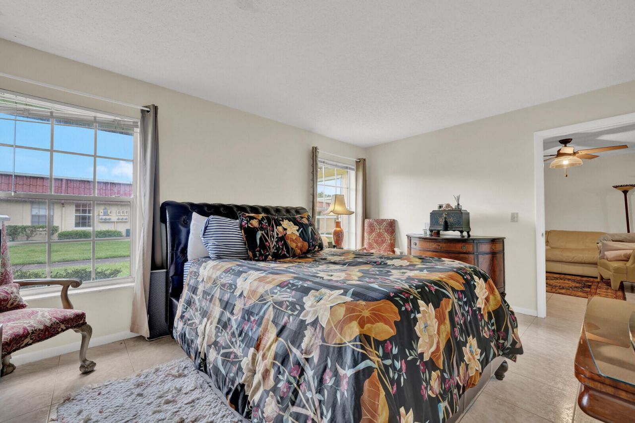 815 Salem Lane, Lake Worth, FL 33467 Photo