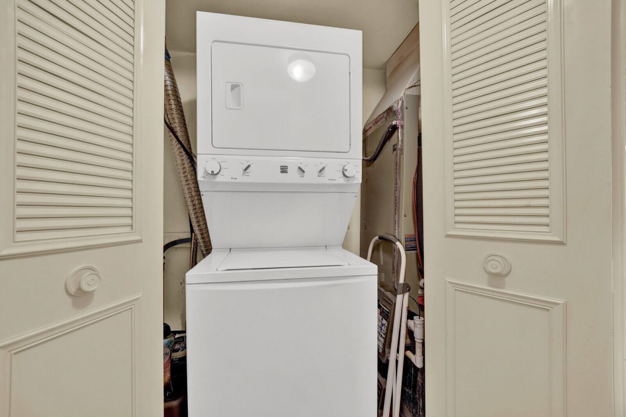 815 Salem Lane, Lake Worth, FL 33467 Photo