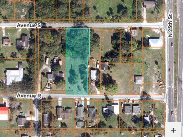 Xxx Avenue S, Fort Pierce, FL 34947