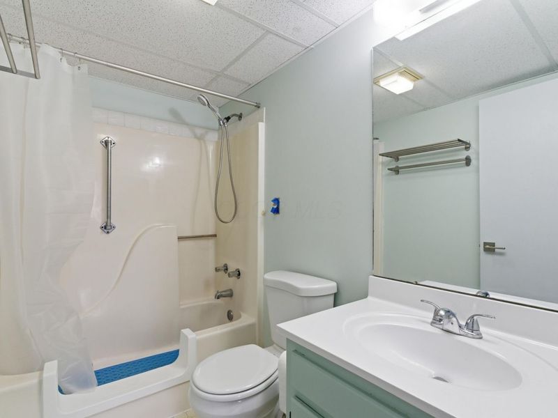 3941 Karl Road , Unit 133, Columbus, OH 43224 Photo 17