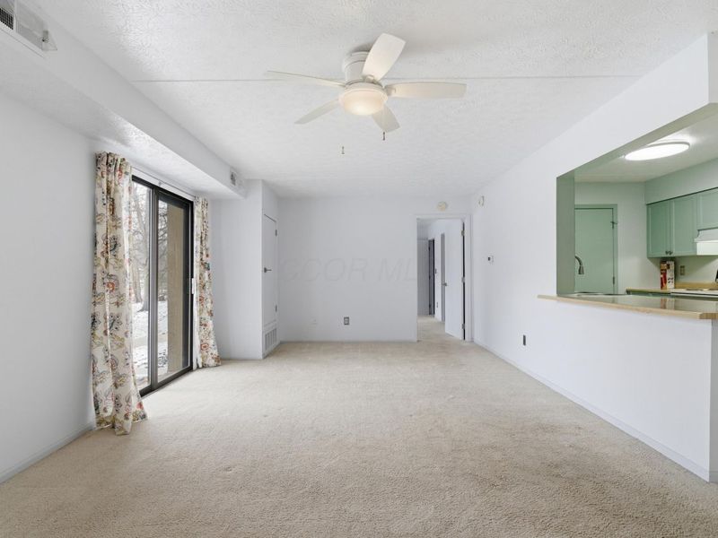 3941 Karl Road , Unit 133, Columbus, OH 43224 Photo 4