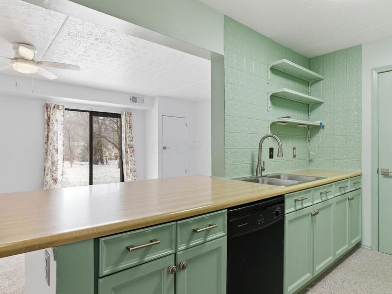 3941 Karl Road , Unit 133, Columbus, OH 43224 Photo 8