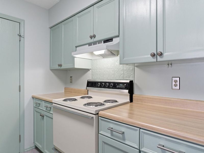 3941 Karl Road, Unit 133, Columbus, OH 43224 Photo 9