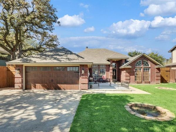 7021 Cook Circle, North Richland Hills, TX 76182