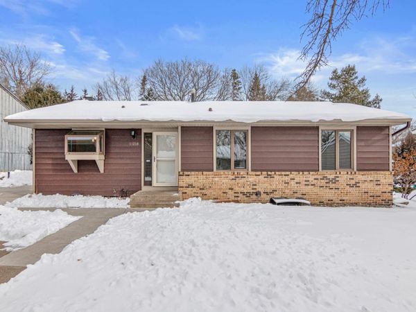 11250 Red Fox Drive, Maple Grove, MN 55369