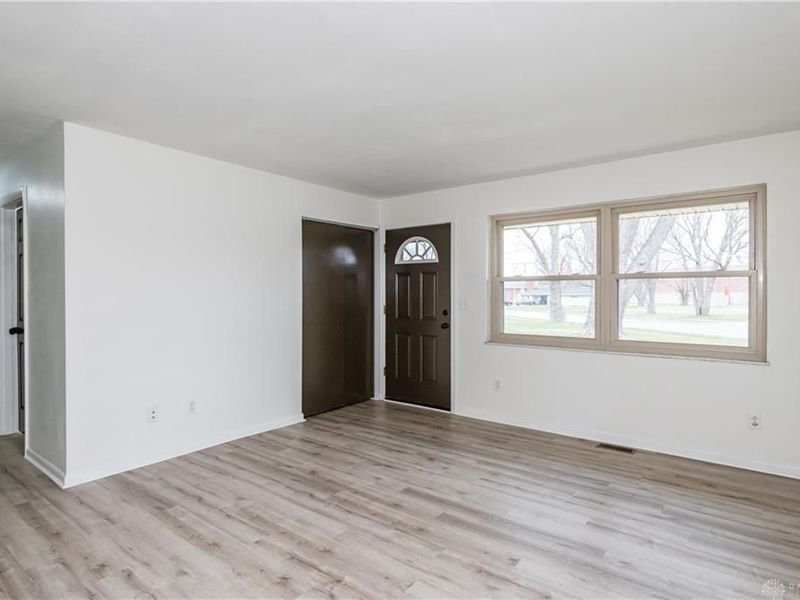 605 Alta Avenue, Englewood, OH 45322 Photo 5