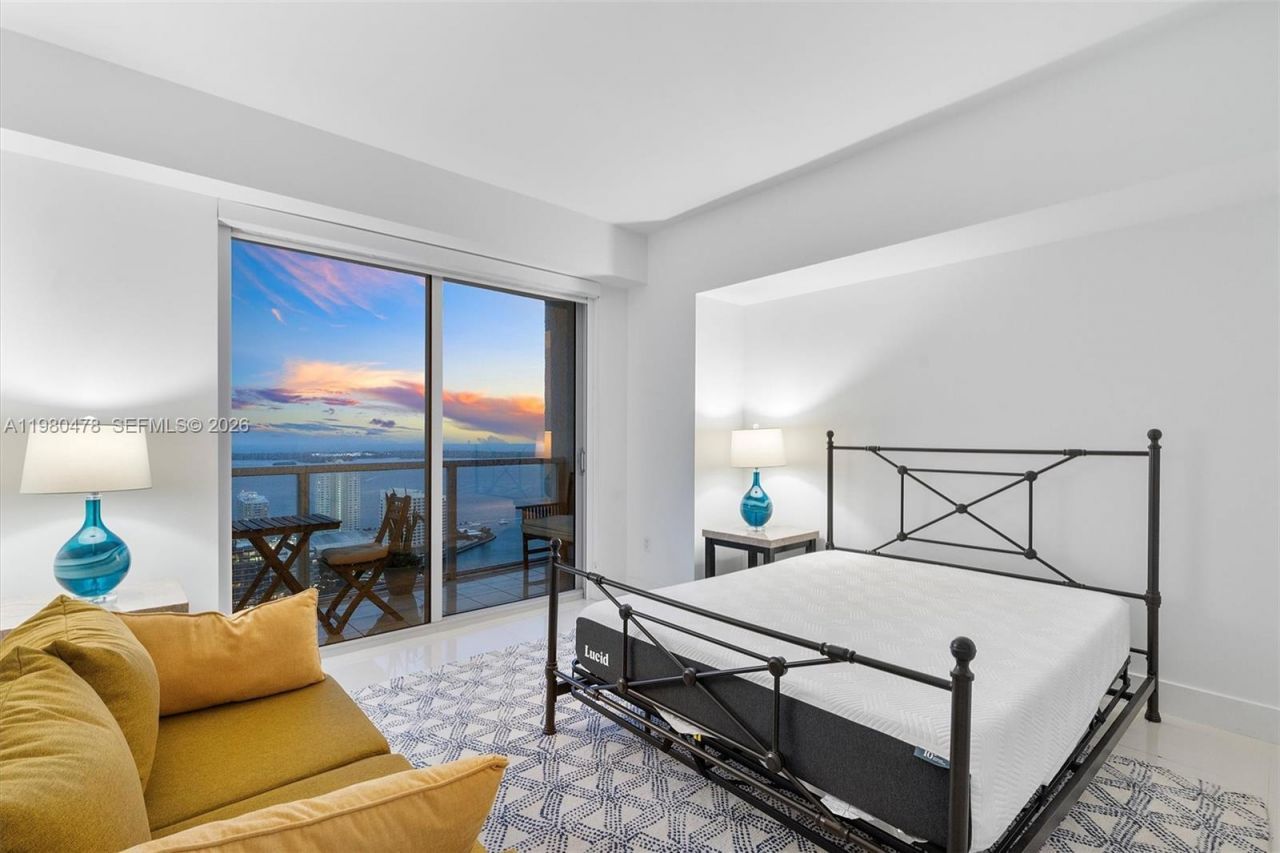 500 Brickell Ave, Unit 4101, Miami, FL 33131 Photo