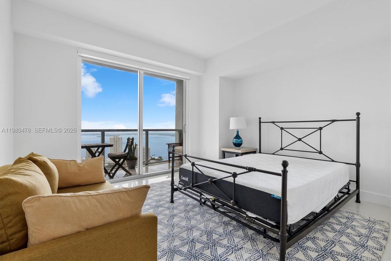 500 Brickell Ave, Unit 4101, Miami, FL 33131 Photo