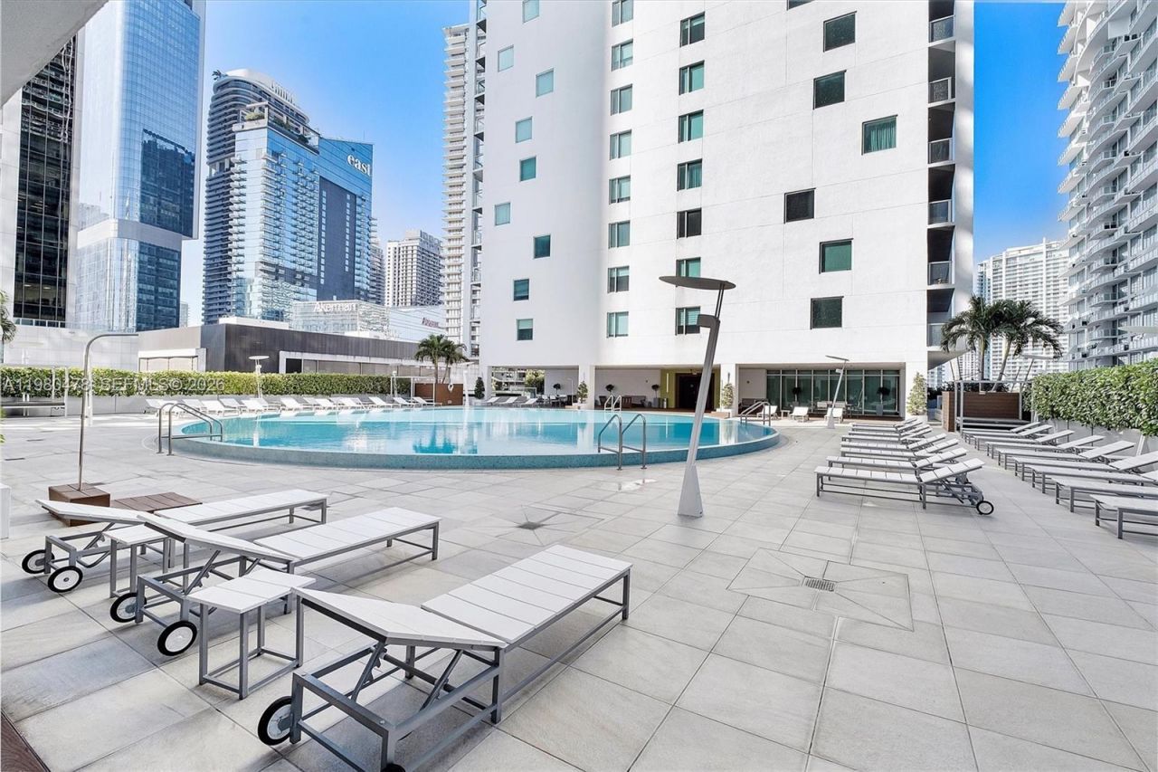 500 Brickell Ave, Unit 4101, Miami, FL 33131 Photo