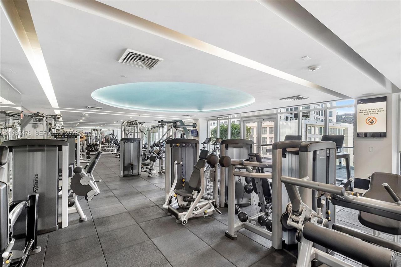 500 Brickell Ave, Unit 4101, Miami, FL 33131 Photo