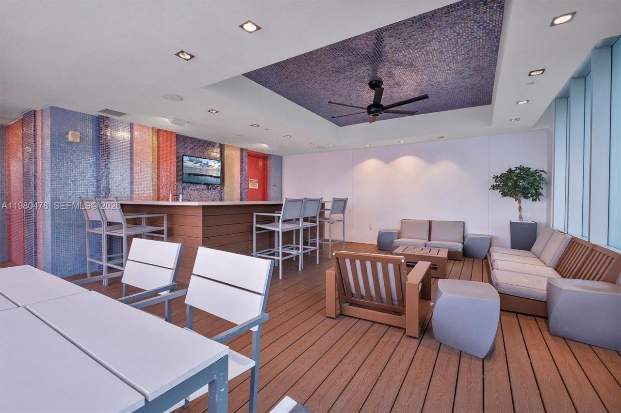 500 Brickell Ave, Unit 4101, Miami, FL 33131 Photo