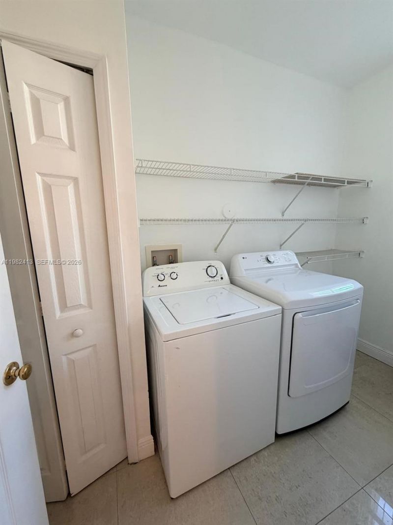 3165 NE 184th St , Unit 6102, Aventura, FL 33160 Photo