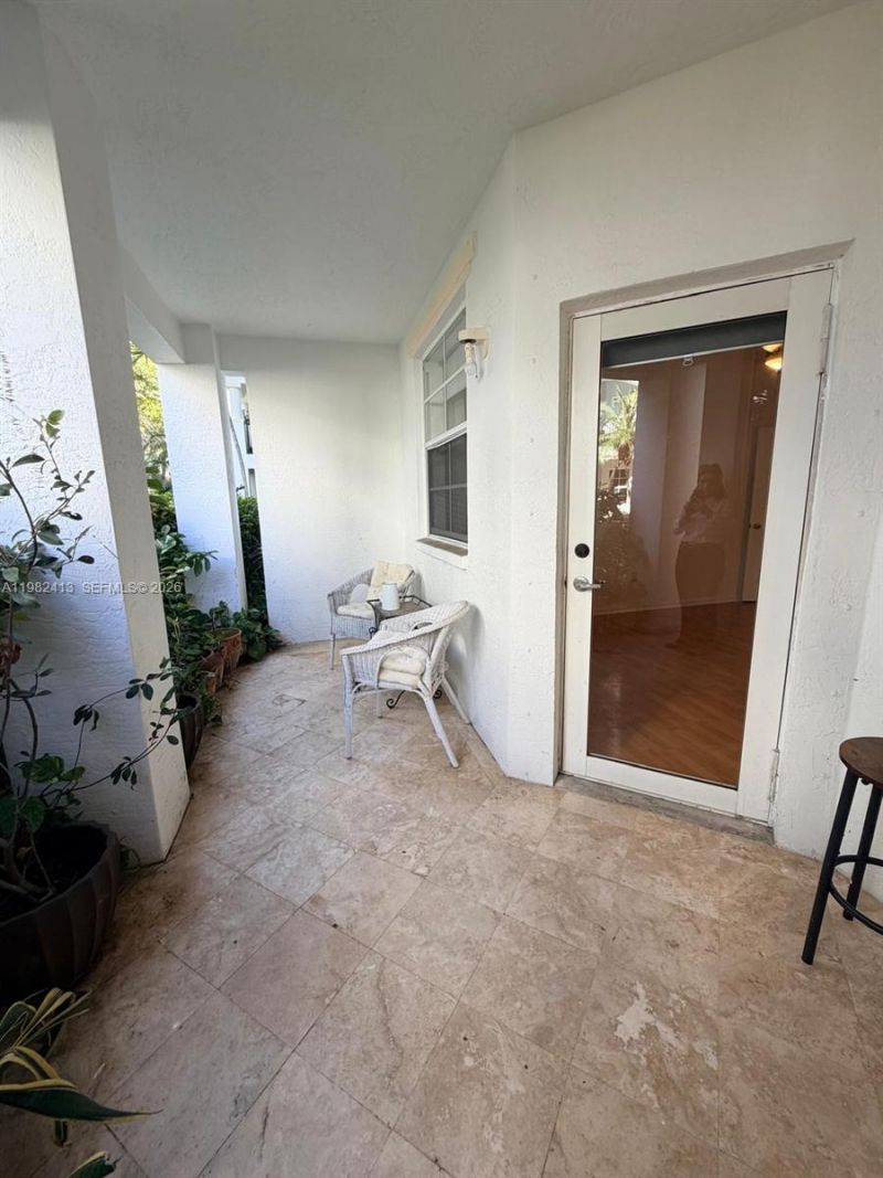 3165 NE 184th St , Unit 6102, Aventura, FL 33160 Photo