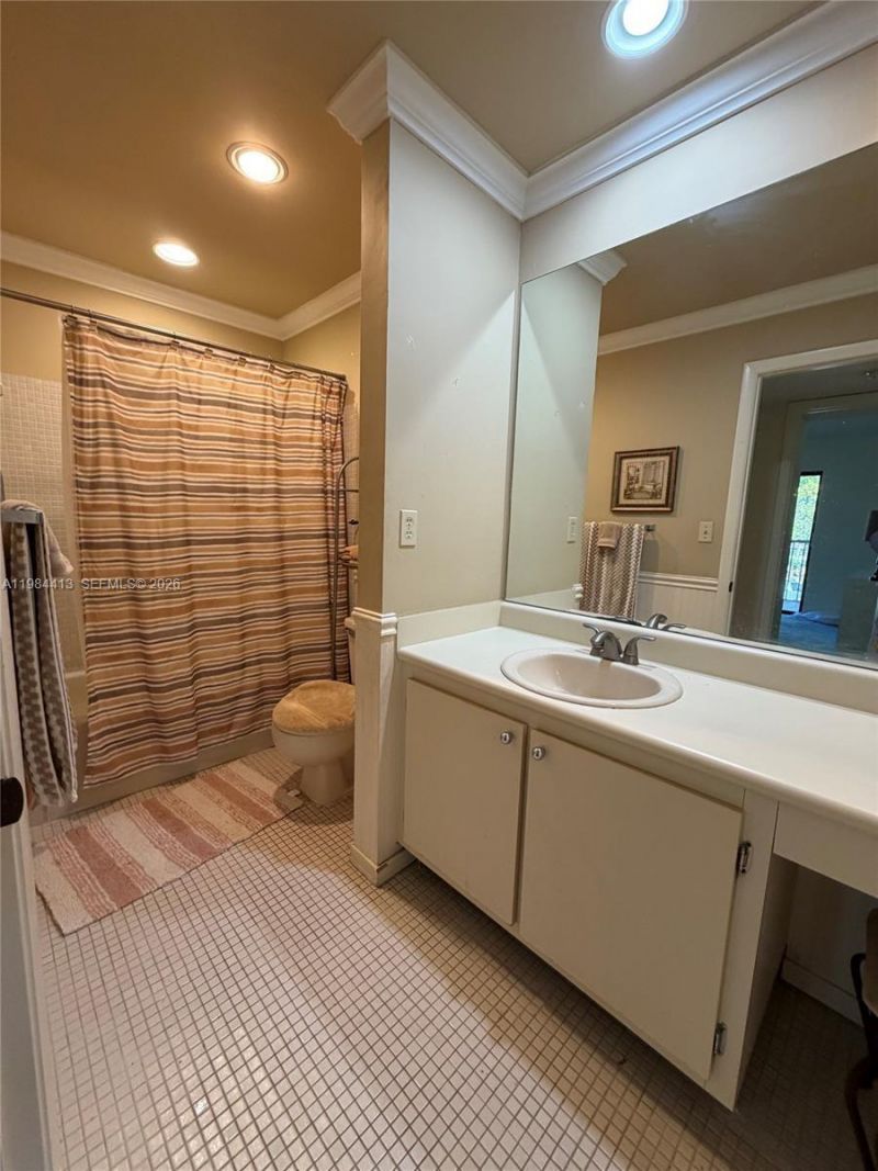 15500 Lakes Of Delray Blvd , Unit 207, Delray Beach, FL 33484 Photo