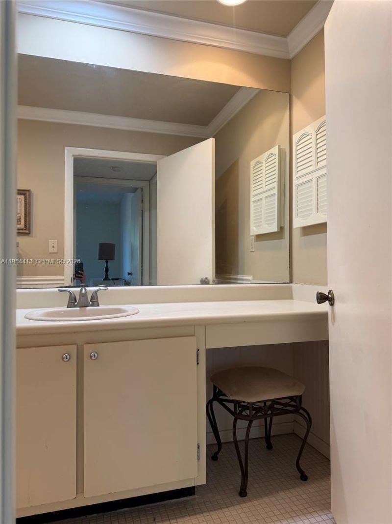 15500 Lakes Of Delray Blvd , Unit 207, Delray Beach, FL 33484 Photo