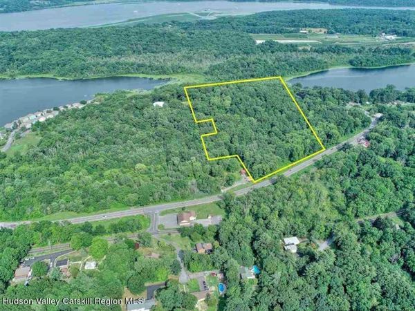 625 Broadway , Esopus, NY 12429