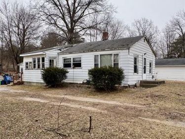 203 E North Street, St. Charles Vlg, MI 48655