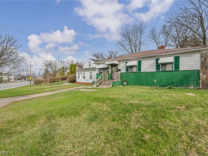 16215 Miles Avenue, Cleveland, OH 44128 Photo 2