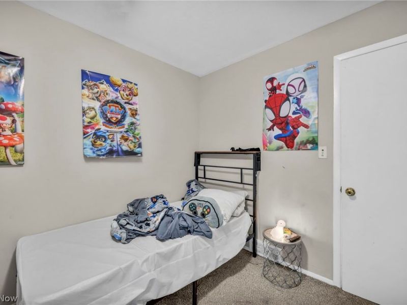 16215 Miles Avenue, Cleveland, OH 44128 Photo 25