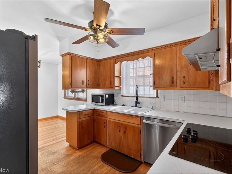 390 Ridgefield Avenue, Boardman, OH 44512 Photo 10