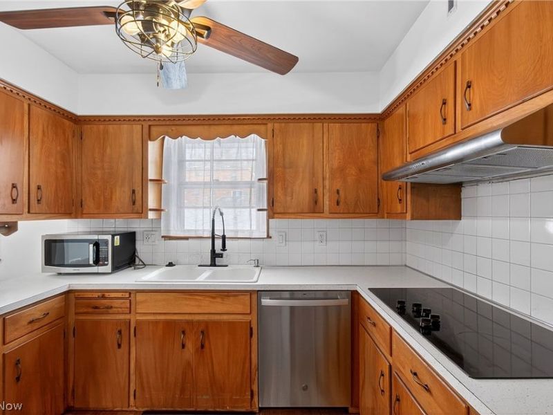 390 Ridgefield Avenue, Boardman, OH 44512 Photo 11