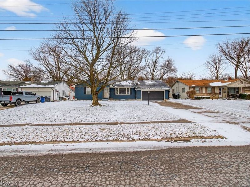 390 Ridgefield Avenue, Boardman, OH 44512 Photo 2