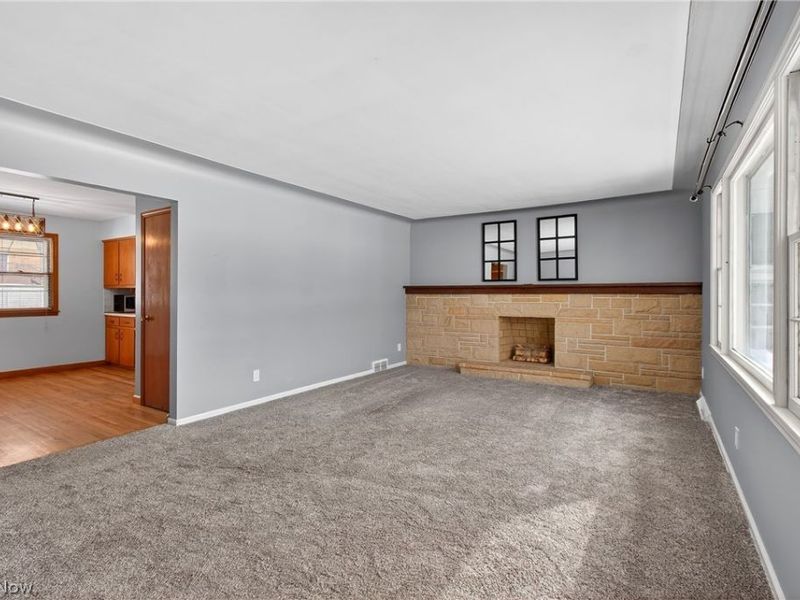 390 Ridgefield Avenue, Boardman, OH 44512 Photo 3