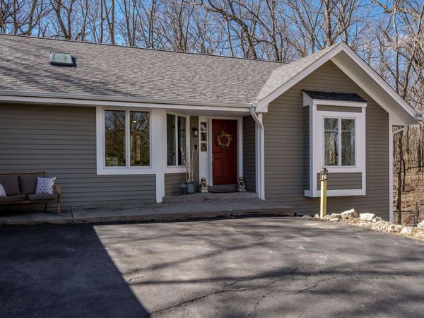 348 Indian Trail, ROCKTON, IL 61072