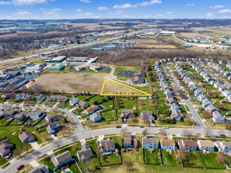 1631 Hubbard Drive , Lancaster, OH 43130 Photo 2