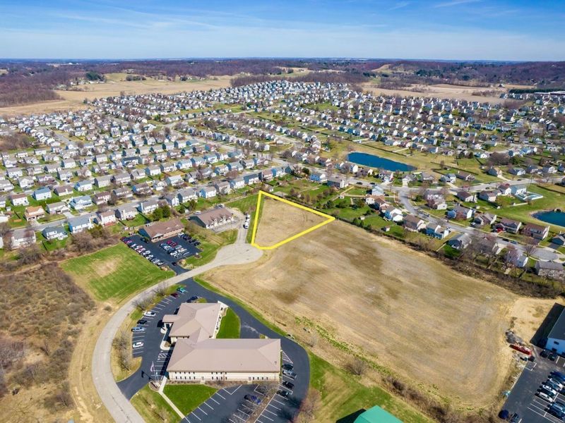 1631 Hubbard Drive , Lancaster, OH 43130 Photo 4