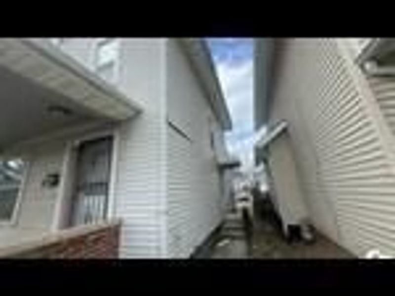 564 Frebis Avenue , Columbus, OH 43206 Photo 3