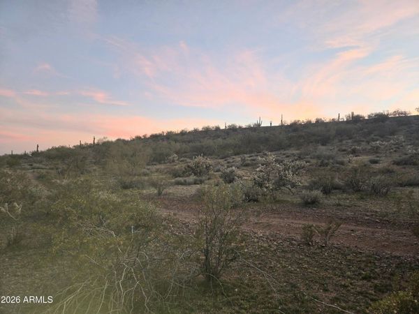 43009 N Castle Hot Springs Road, Unit '-', Morristown, AZ 85342