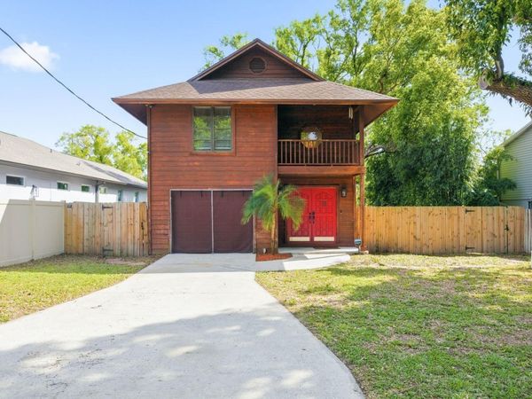 2204 HOWARD LANE, TAMPA, FL 33612