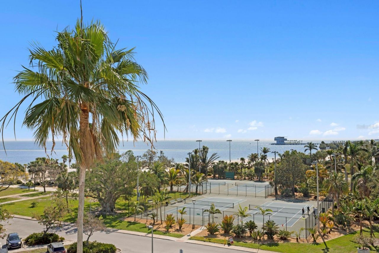 1200 N Shore Drive Ne, Unit 407, Saint Petersburg, FL 33701 Photo