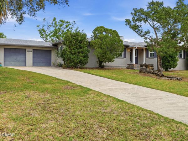 2203 S Peninsula Drive, Daytona Beach, FL 32118