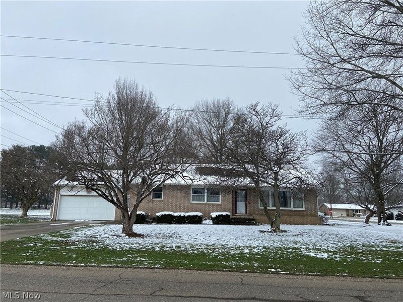 5671 E State Road, Newcomerstown, OH 43832 Photo 1