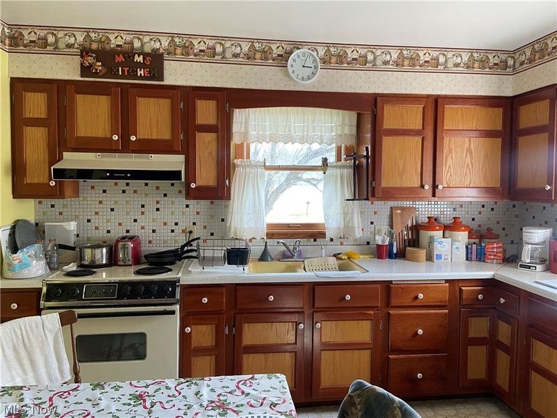 5671 E State Road, Newcomerstown, OH 43832 Photo 20