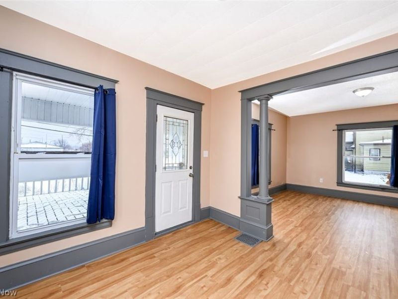 1060 Yale Street, Akron, OH 44301 Photo 11