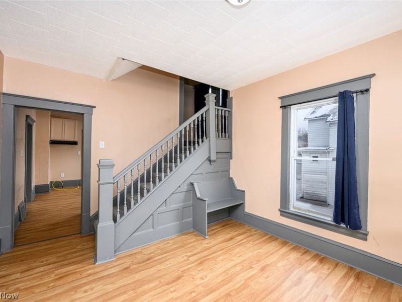 1060 Yale Street, Akron, OH 44301 Photo 13