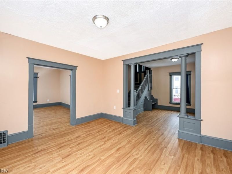 1060 Yale Street, Akron, OH 44301 Photo 16