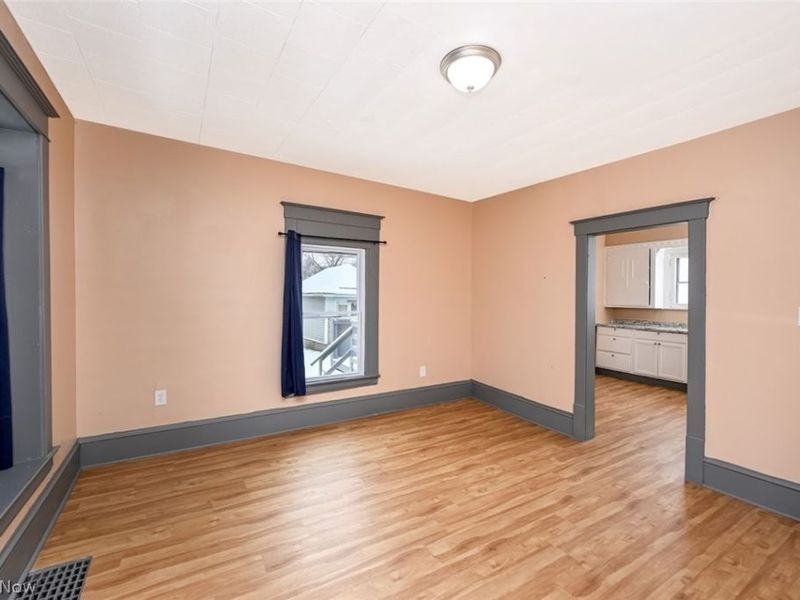 1060 Yale Street, Akron, OH 44301 Photo 19